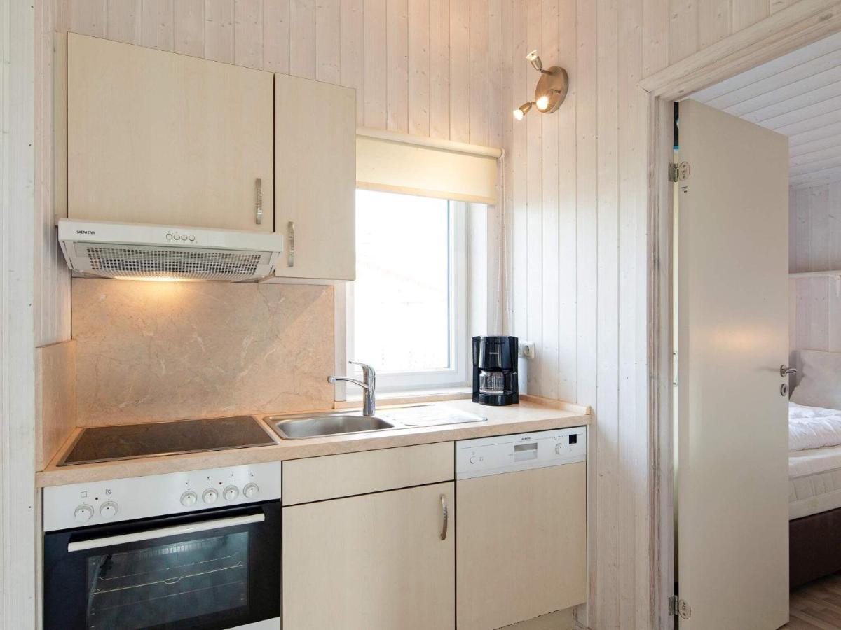 6 Person Holiday Home In Grömitz Extérieur photo