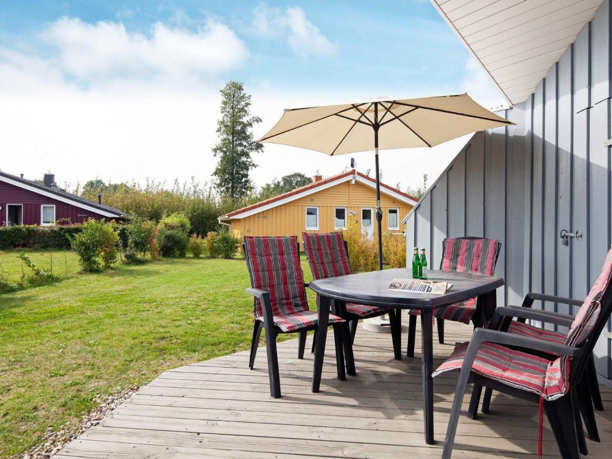 6 Person Holiday Home In Grömitz Extérieur photo