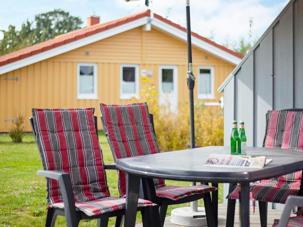 6 Person Holiday Home In Grömitz Extérieur photo