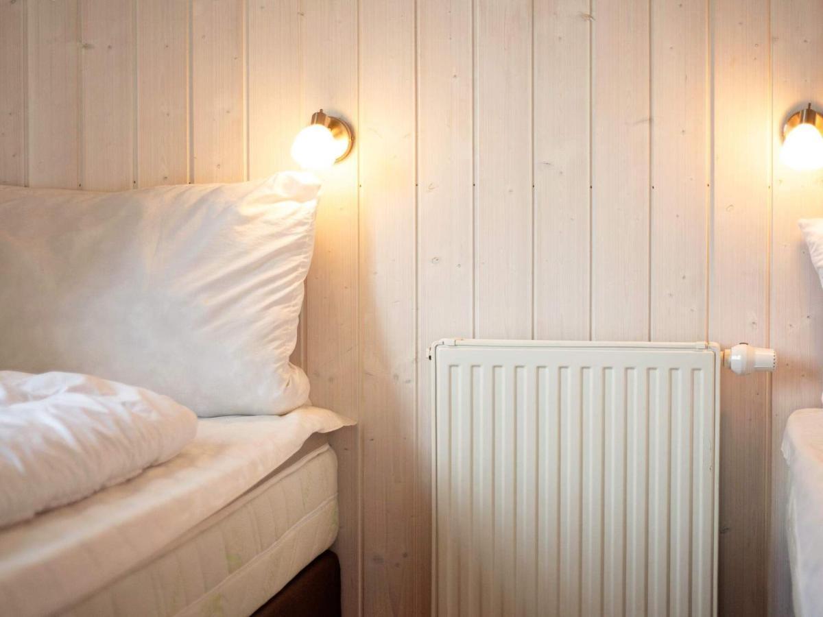6 Person Holiday Home In Grömitz Extérieur photo